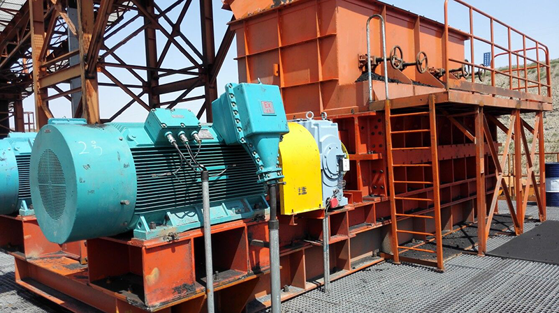國電集團西二礦出料≤70mm處理量≤2000t/h破碎機現場